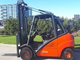 Used Forklift:  H30T Genuine Preowned Linde 3t - picture0' - Click to enlarge