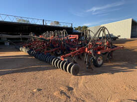 Morris Concept 2000 Seeder Bar Seeding/Planting Equip - picture0' - Click to enlarge