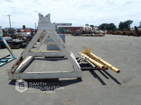 CABLE DRUM STAND & PALLET COMPRISING OF CABLE DRUM SPINDLES & JIB CRANE COLUMNS - picture0' - Click to enlarge