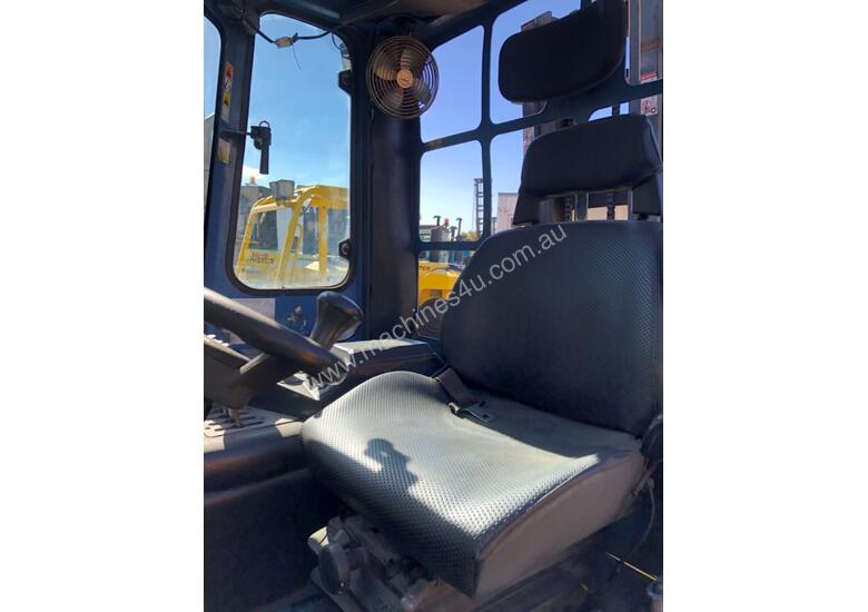 caption 4.0T LPG Multi Directional Forklift