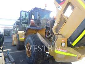 CATERPILLAR 972M Wheel Loaders integrated Toolcarriers - picture2' - Click to enlarge