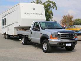 Fifth Wheeler Package Including 2003 Ford F250 XLT and 2007 King Of The Road 32FT Caravan - picture1' - Click to enlarge