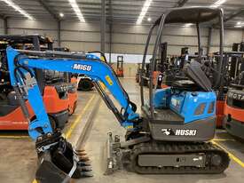 Huski Construction Equipment M16U Mini Excavator Ex Demo sale - picture0' - Click to enlarge