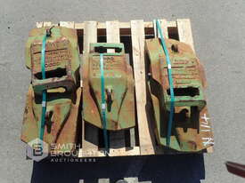 PALLET COMPRISING OF ESCO LIP PROTECTORS (UNUSED) - picture0' - Click to enlarge