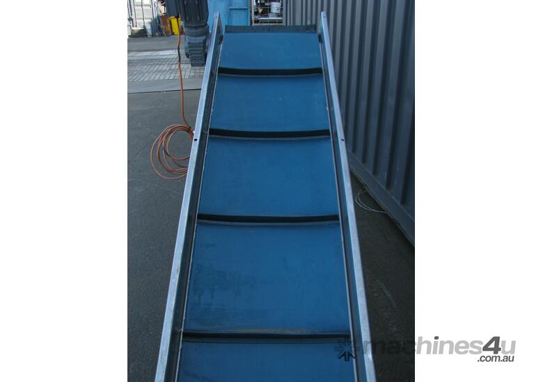 Used flat belt powered conveyor Incline Belt Conveyor - 1 9m long Belt ...