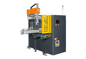 BR04HR CNC Milling Robotic Loader With Turn Key Installation