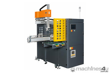 BR04HR CNC Milling Robotic Loader With Turn Key Installation