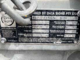Data Signs C-5 Variable Message Sign Trailer - picture1' - Click to enlarge