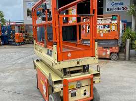 JLG 1532E Electric Scissor Lift - picture0' - Click to enlarge