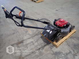 HONDA GXV160 PETROL LAWN MOWER - picture0' - Click to enlarge