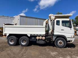 Fuso 6x4 Tipper - picture0' - Click to enlarge