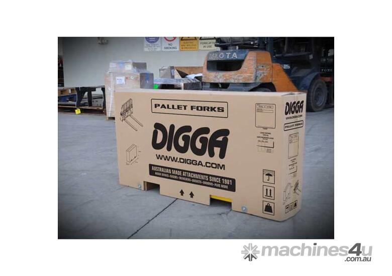 caption Digga Multifit Pallet Forks - Available in 1500kg & 1800kg