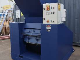 Industrial Heavy Duty 60kW Plastic Granulator with Blower - Avian G55/75 - picture1' - Click to enlarge
