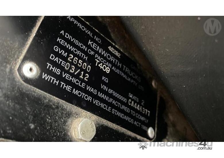 caption Kenworth T409