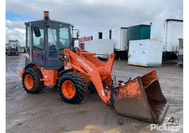 caption 2008 Hitachi ZW50