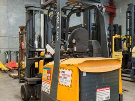 2.0T AISLE-MASTER 20SE Battery Electric Multi-Directional Forklift - picture2' - Click to enlarge