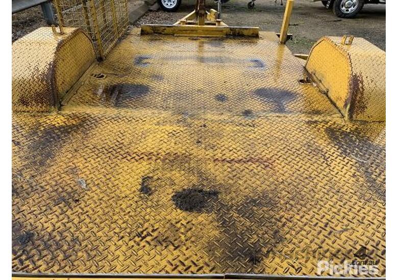 Buy Used Seymour 2006 Seymour Plant Tag Trailers in , Listed on