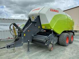 Claas X DEMO 5300 Quadrant - picture1' - Click to enlarge