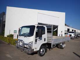 ISUZU NPR - picture0' - Click to enlarge