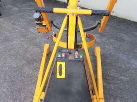 Electric Drum Lifter. - picture2' - Click to enlarge