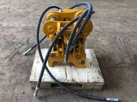 Hydraulic Tilting Quick Hitch - Suits 0.8 to 2 Tonne excavators - picture0' - Click to enlarge