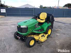 2015 John Deere X750 - picture0' - Click to enlarge