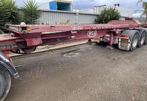 Maxitrans Roll back skel A Trailer