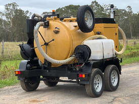 Vermeer V250 Vacuum Cleaner Sweeping/Cleaning - picture2' - Click to enlarge