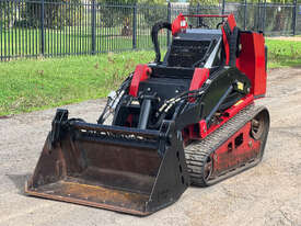 Toro TX1000 Skid Steer Loader - picture0' - Click to enlarge