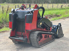 Toro TX1000 Skid Steer Loader - picture2' - Click to enlarge