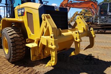   Caterpillar 950GC Multi Shank Ripper