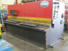 Torq 2500mm x 4mm Hydraulic Overdriven Guillotine - picture0' - Click to enlarge