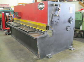 Torq 2500mm x 4mm Hydraulic Overdriven Guillotine - picture1' - Click to enlarge