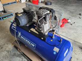 3 phase 5.5KW Michelin Air Compressor 270L - picture0' - Click to enlarge