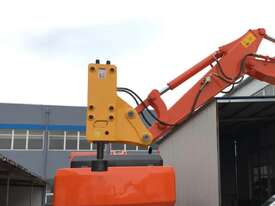 Excavator Post Rammer available to suit various Excavators from 0.8 to 7 Ton - picture0' - Click to enlarge