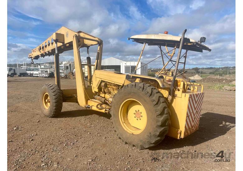caption international tractor crane
