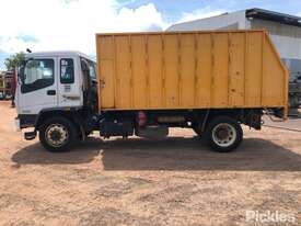 2006 Isuzu FTR900 - picture1' - Click to enlarge