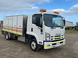 Isuzu FRR600 - picture0' - Click to enlarge