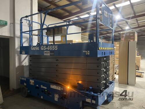 Scissor Lift Genie 4655 - 46ft - Tallest, compact slab scissor