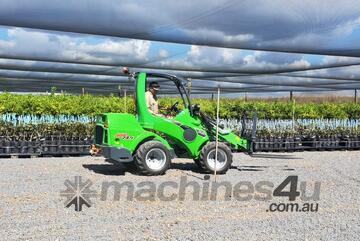 Avant 745 NurseryPro Articulated Mini Loader