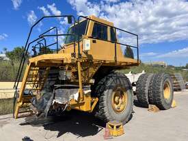 Caterpillar 773D Truck - picture0' - Click to enlarge