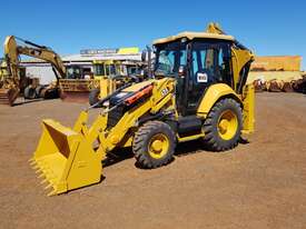 New / Unused 2022 Caterpillar 424 Backhoe Front End Loader *CONDITIONS APPLY* - picture0' - Click to enlarge