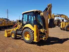 New / Unused 2022 Caterpillar 424 Backhoe Front End Loader *CONDITIONS APPLY* - picture2' - Click to enlarge