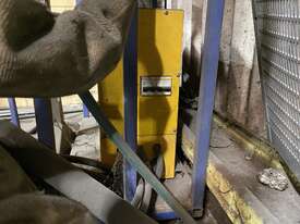 ARO S3231 Spot Welder - picture2' - Click to enlarge