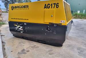 176CFM Rotary Screw Compressor, Diesel Driven, Mounted on Transport Skid