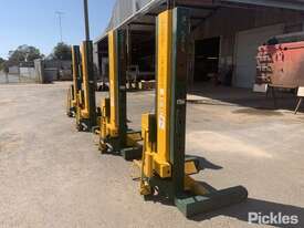 Ezy Lift Hoist
No certification
Please Note: Item/s Used & Untested.,Serial No: N/A - picture2' - Click to enlarge