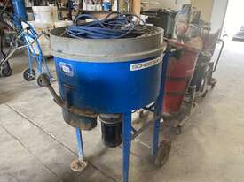 Electric Screed Mixer - picture2' - Click to enlarge