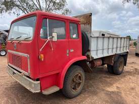 1975 INTERNATIONAL ACCO 1830A TRUCK - picture0' - Click to enlarge