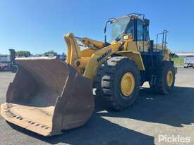 Komatsu WA500-6 Articulated Loader - picture1' - Click to enlarge