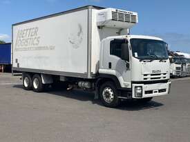 2008 Isuzu FVM Refrigerated Pantech - picture0' - Click to enlarge